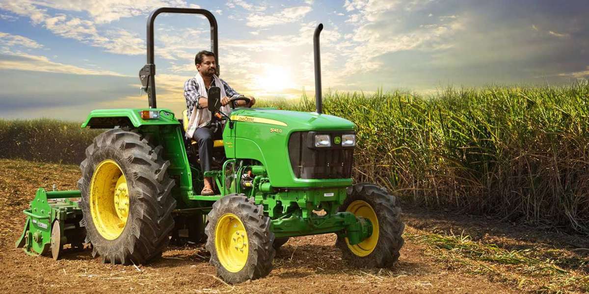 What to Look for When Choosing a Tractor: A Farmer’s Essential Guide